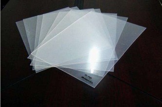 PC板的特性是什么？